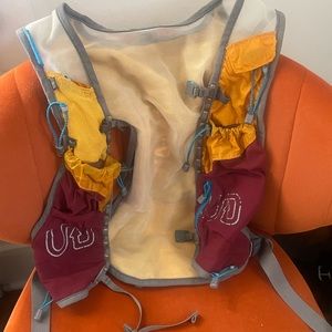 Ultimate Direction Running Vest - Large